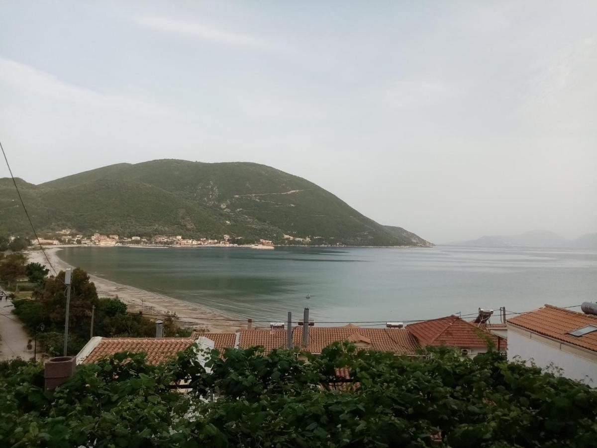 Steven Apartment Vasiliki  Ngoại thất bức ảnh