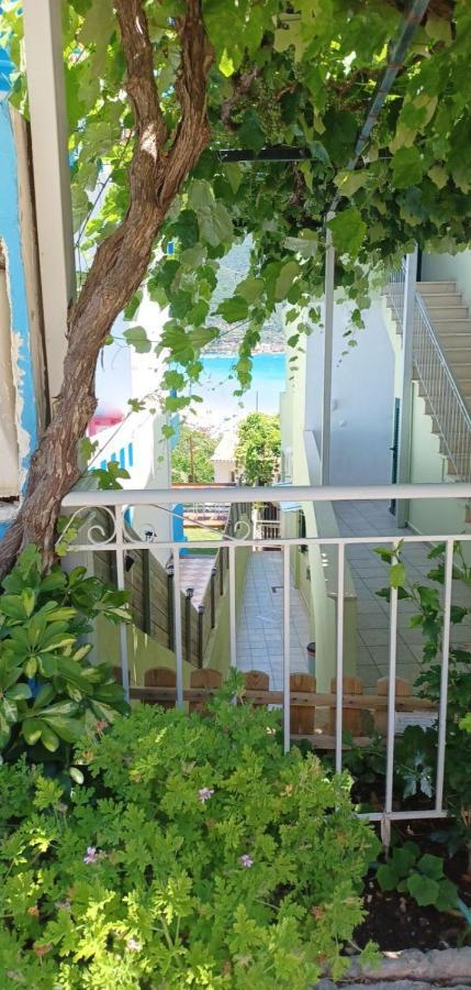 Steven Apartment Vasiliki  Ngoại thất bức ảnh