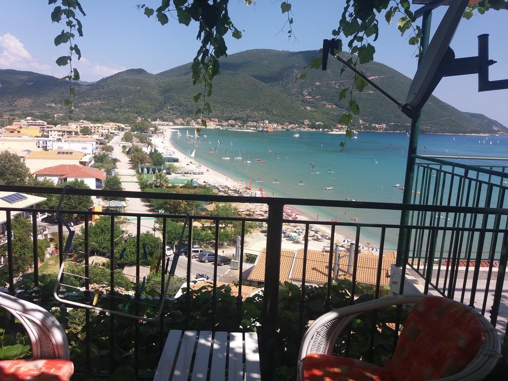 Steven Apartment Vasiliki  Ngoại thất bức ảnh