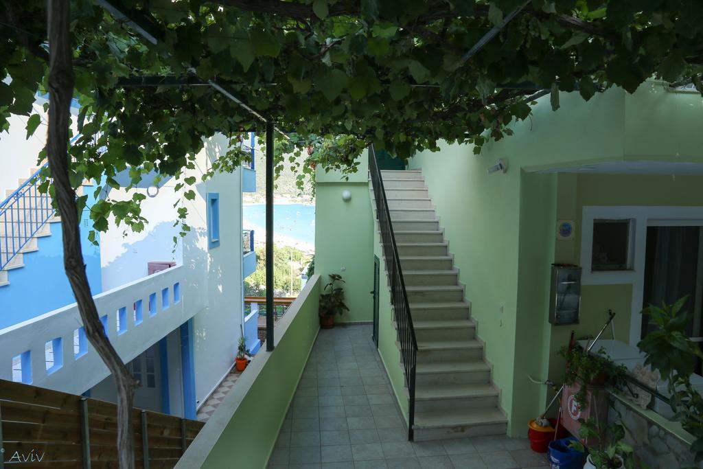 Steven Apartment Vasiliki  Ngoại thất bức ảnh