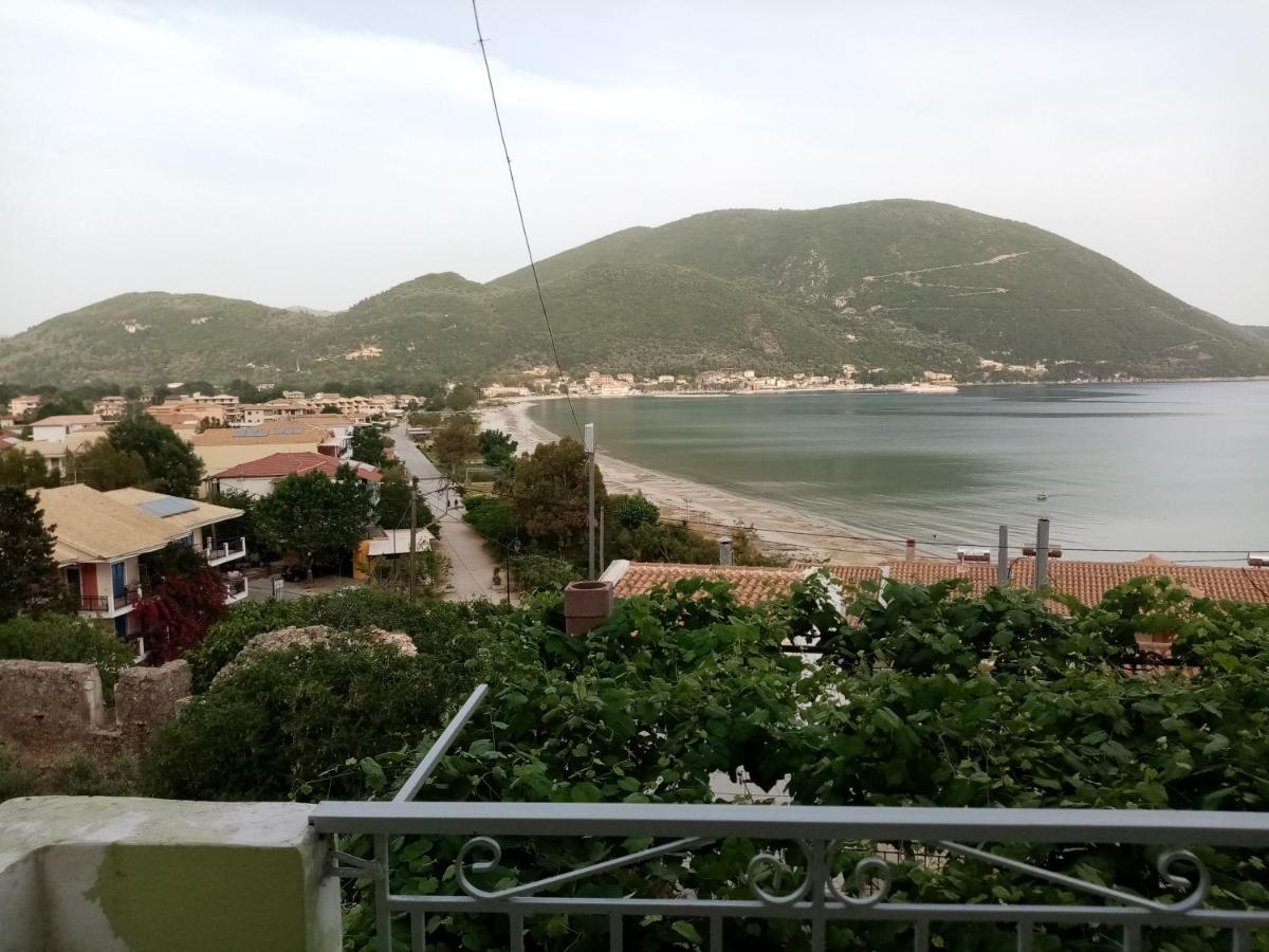 Steven Apartment Vasiliki  Ngoại thất bức ảnh