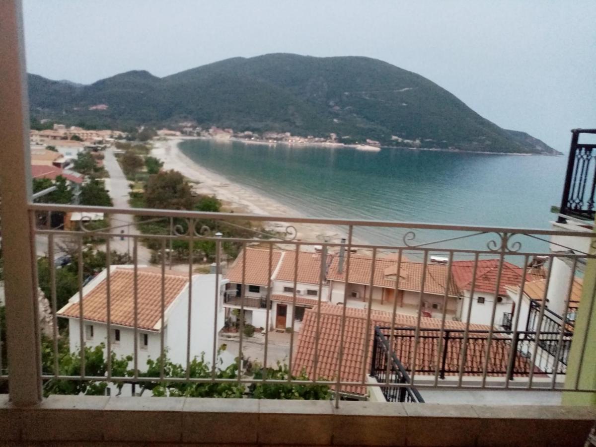 Steven Apartment Vasiliki  Ngoại thất bức ảnh